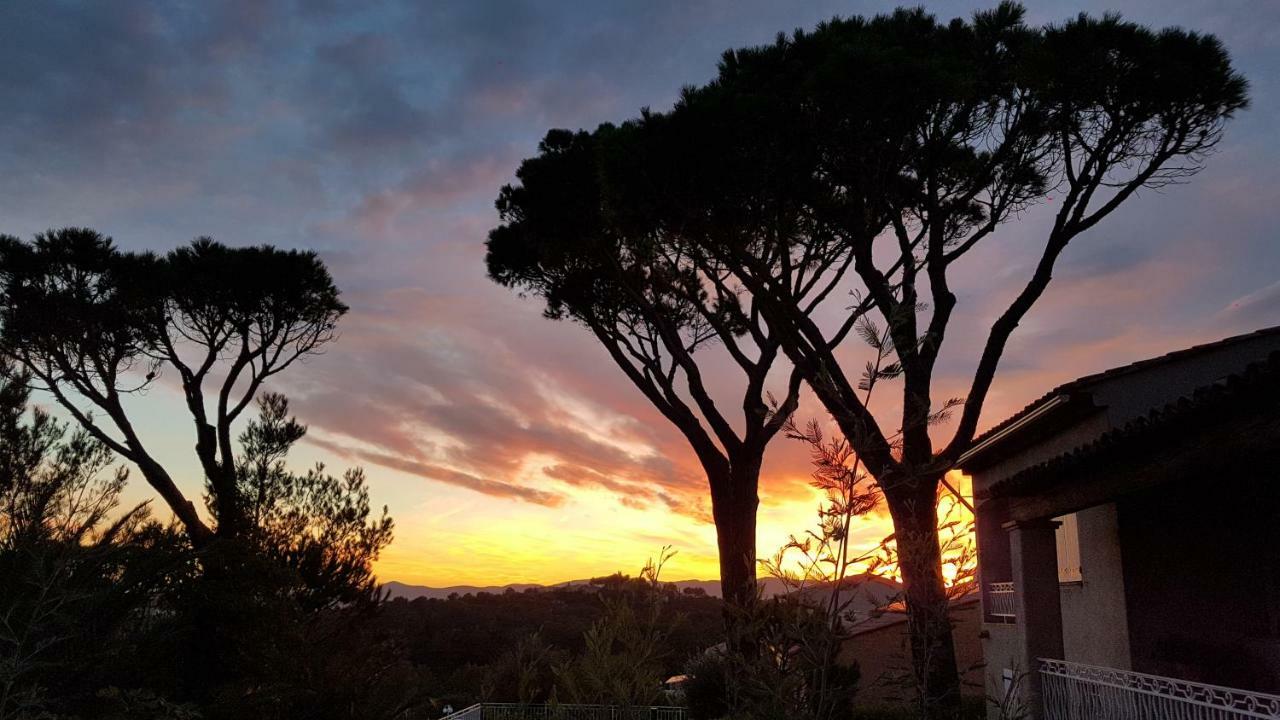 Saint Raphael - Appartement Dans Villa Au Calme A Valescure Y- Prix Inchanges Exteriör bild
